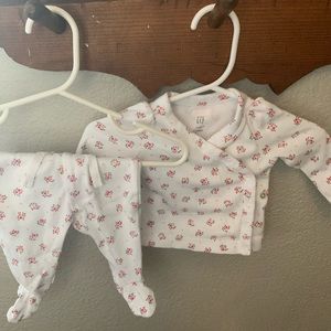 Gap Newborn Set